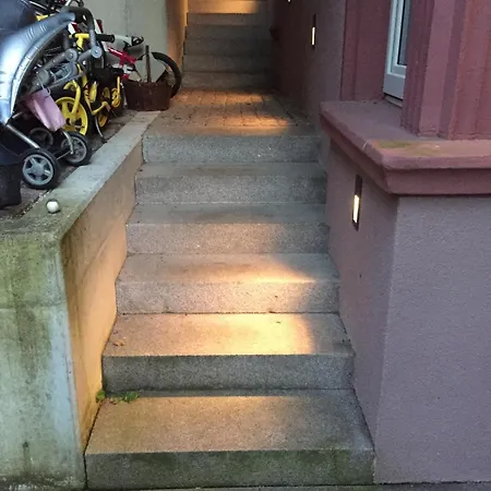 公寓 Urban Gardenappartment In