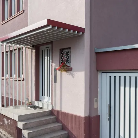 Urban Gardenappartment In