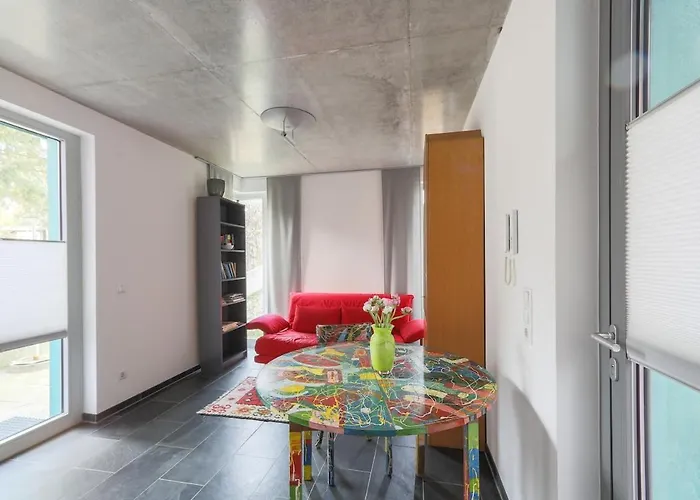 Apartment Urban Gardenappartment In Mannheim